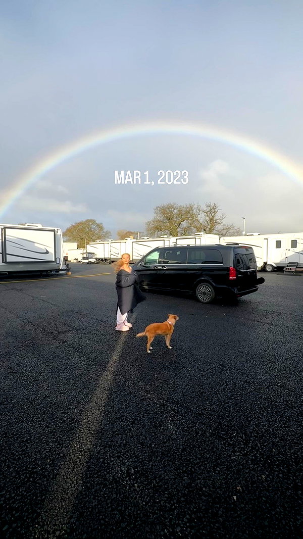 arianagrande instagram image archive image