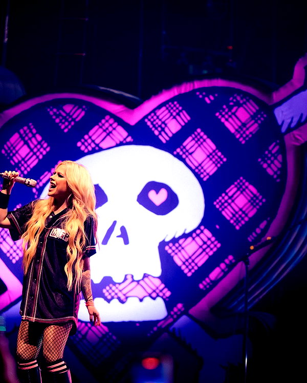 avrillavigne instagram image archive image