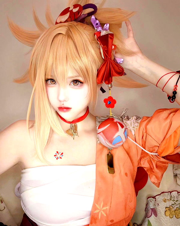 gallery_cosplayer instagram image archive image