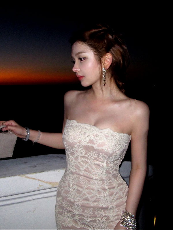 fair_mua instagram image archive image