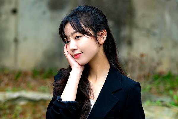 hyeweon__ instagram image archive image