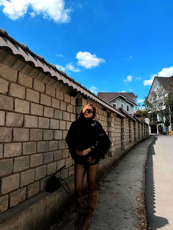 lyhythuedoxinh instagram image archive image