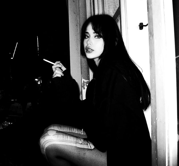 moonliliaght instagram image archive image
