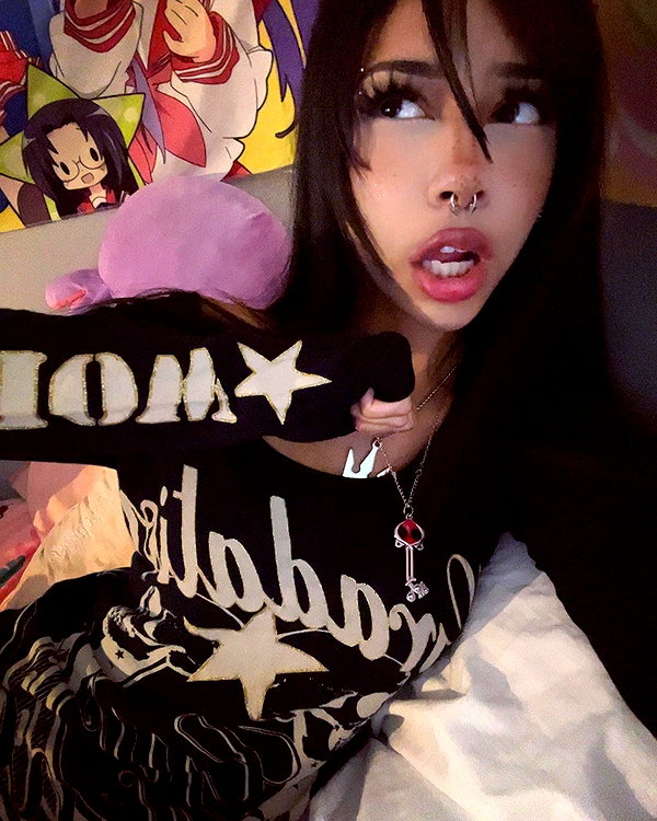 twodollie instagram image archive image