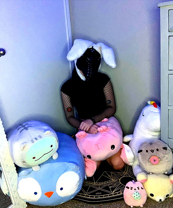 yeahimcaroline instagram image archive image