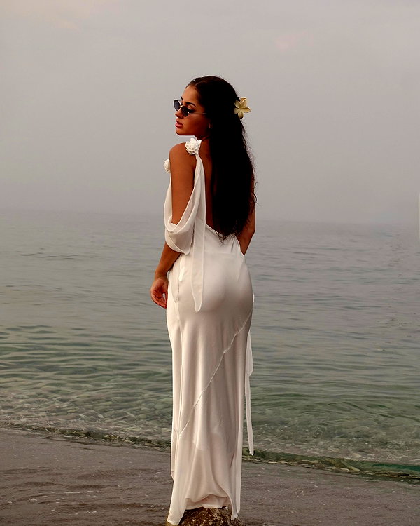 alishevs instagram image archive image