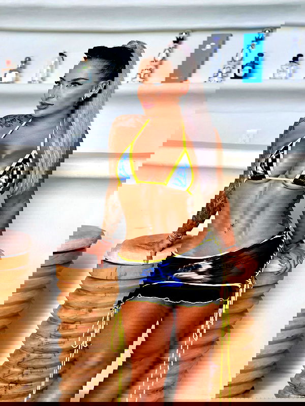 itshayleydavies itshayleydavies archive image