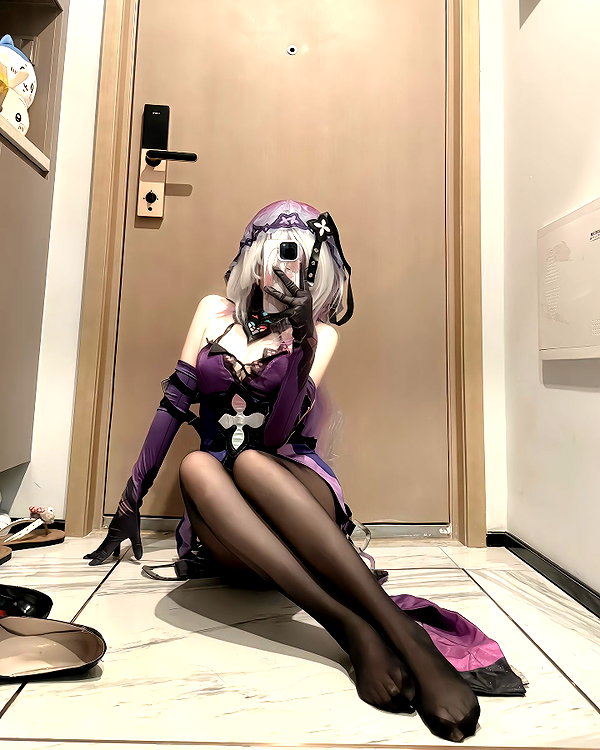 gallery_cosplayer instagram image archive image