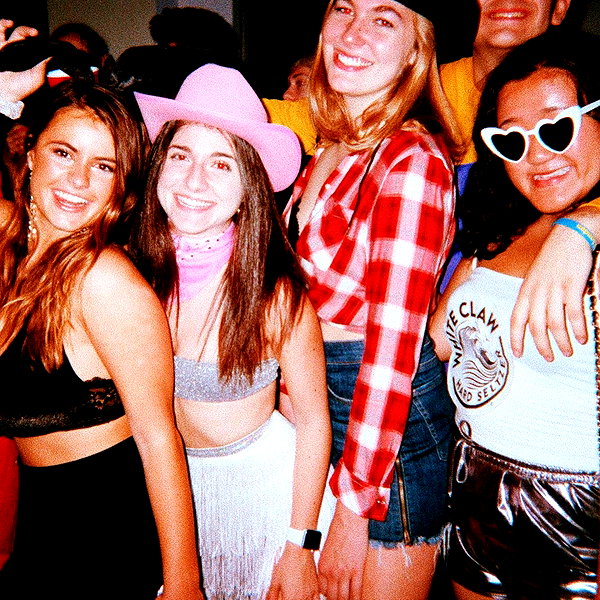 isabella.lauren instagram image archive image