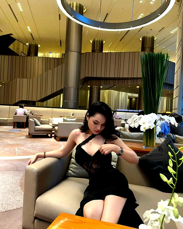 lyhythuedoxinh instagram image archive image