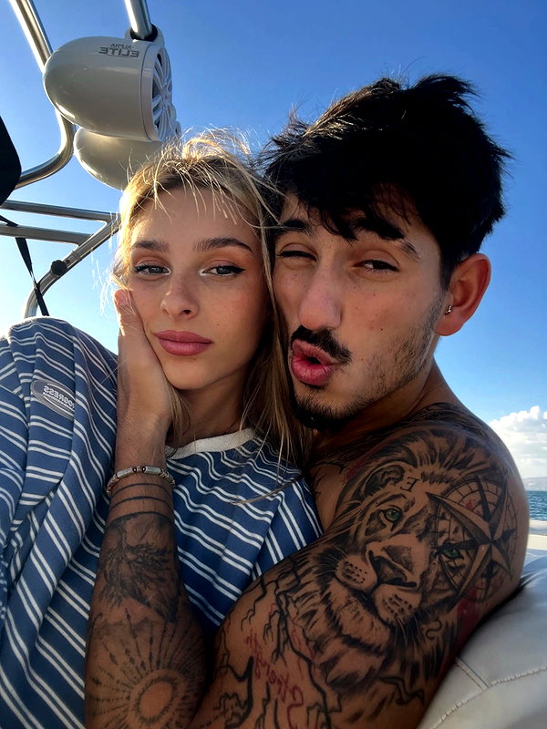 ella_netzer8 instagram image archive image
