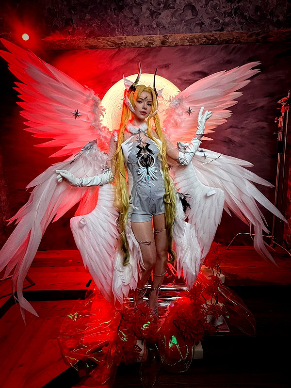 peachmilky_ instagram image archive image