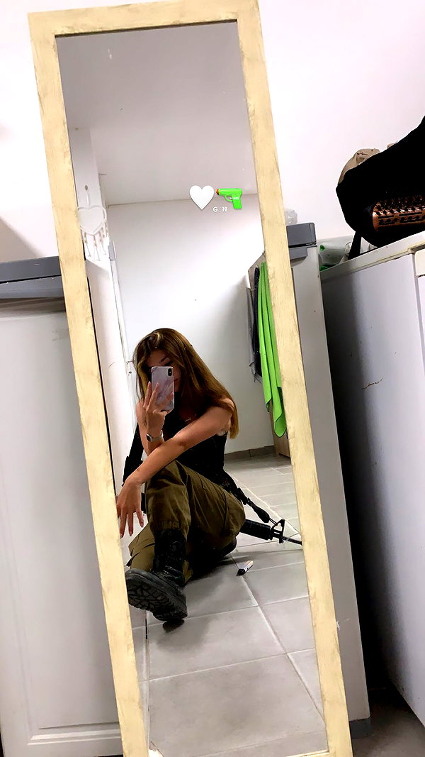 mily8s instagram image archive image