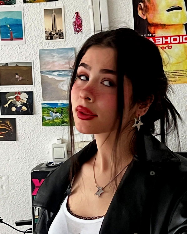 evasela__ instagram image archive image