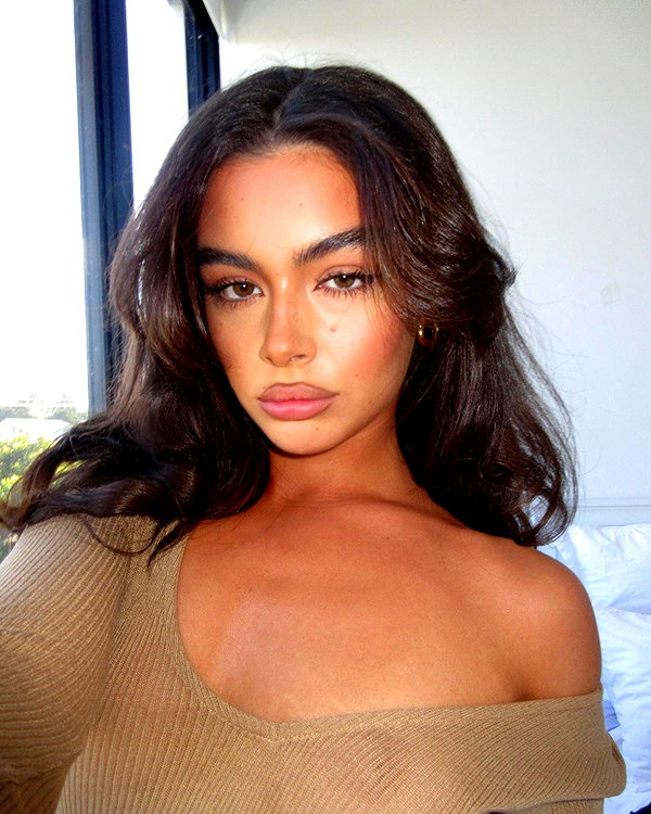 oliviaphillipps instagram image archive image