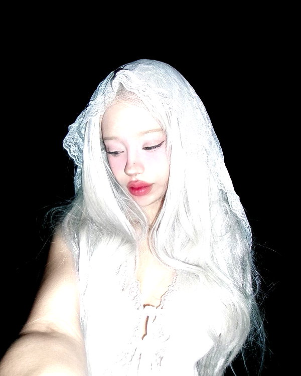Archived image from @irisinna on Instagram