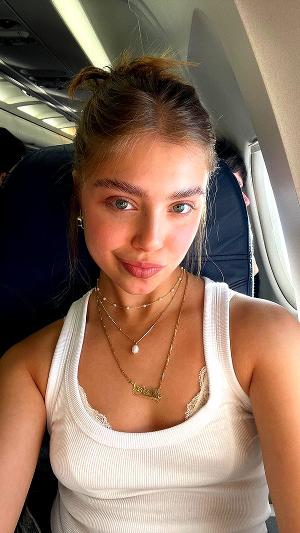 mishel_d_ instagram image archive image