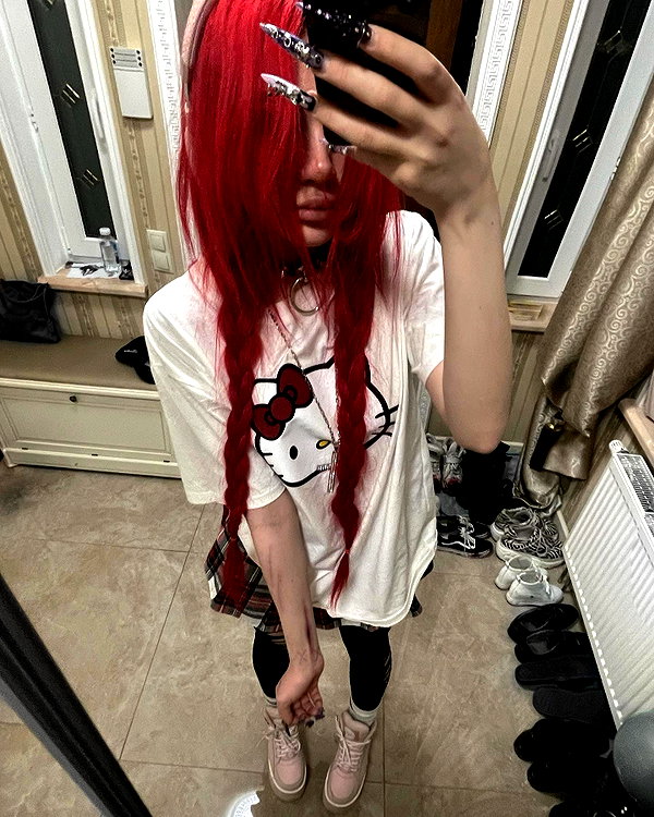 vik4au instagram image archive image