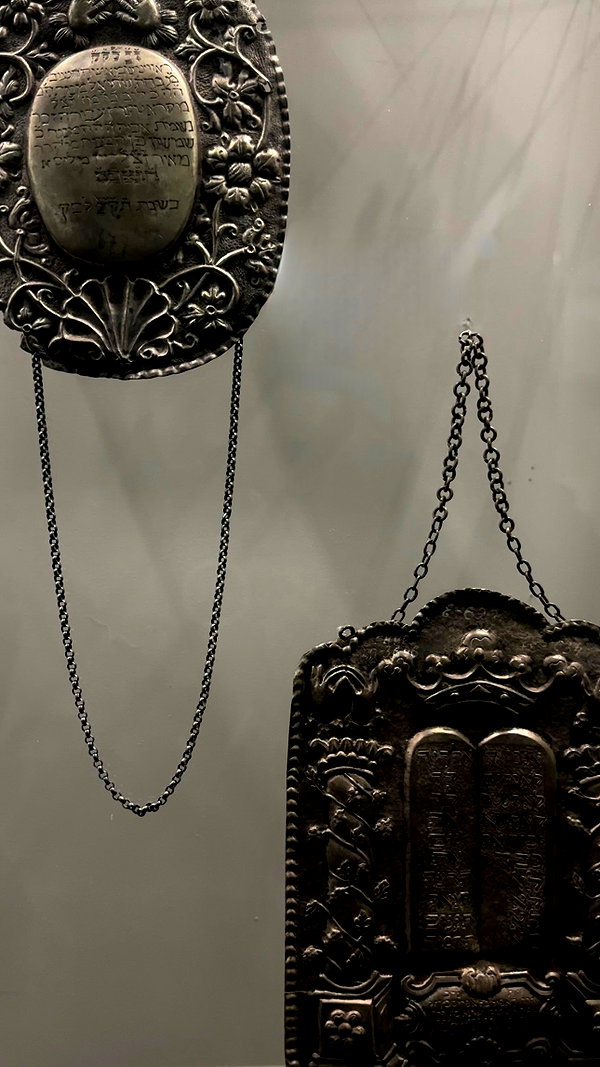 vvelum_ archive image