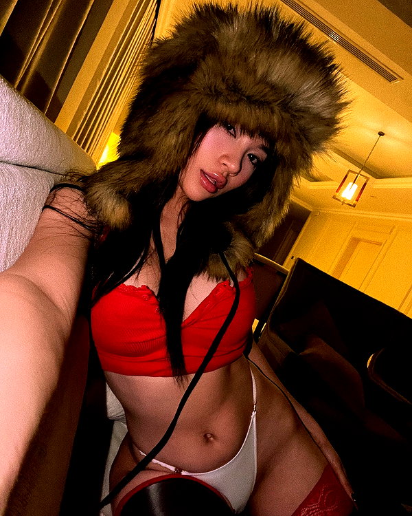 katiele.fit instagram image archive image