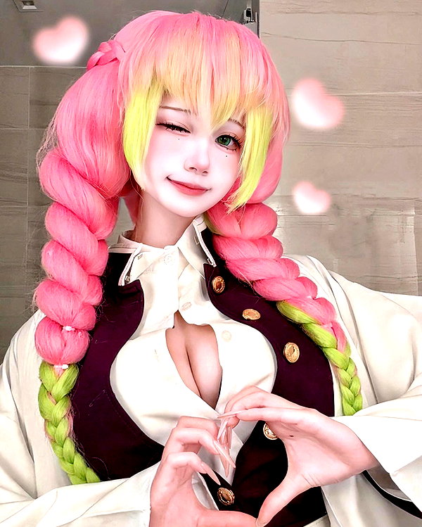 xier_cos instagram image archive image