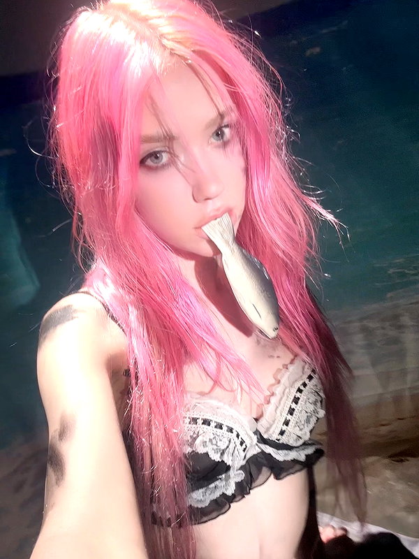 saekkico instagram image archive image
