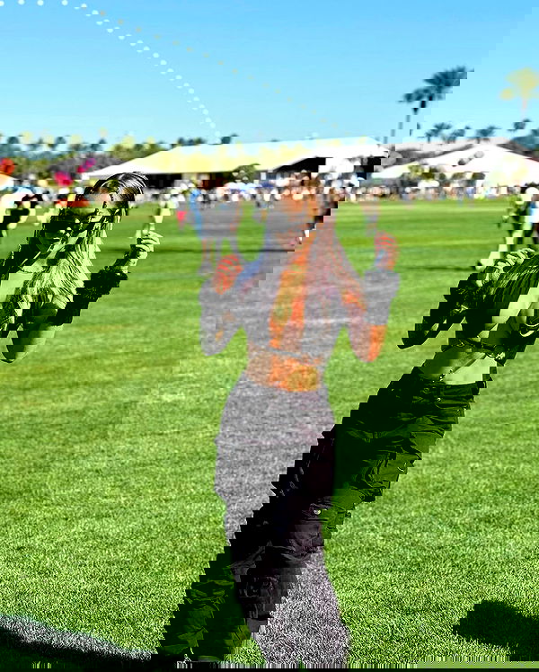 itshayleydavies itshayleydavies archive image