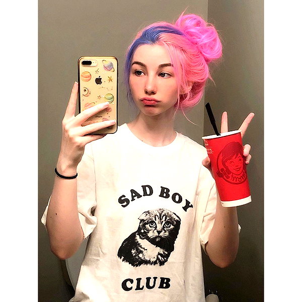 danielle.mercedie instagram image archive image