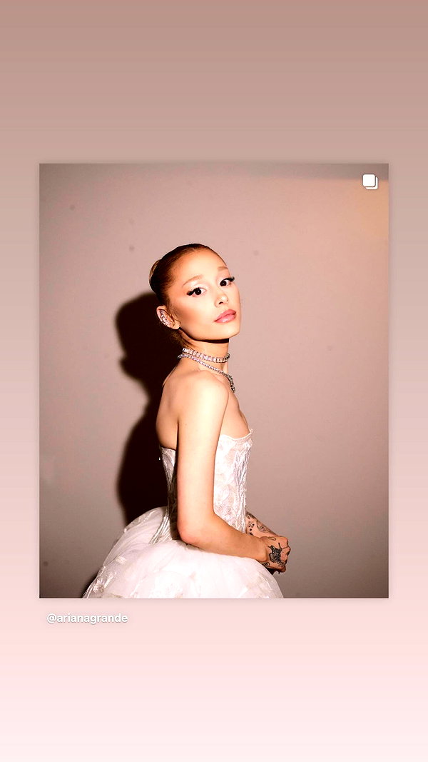 arianagrande instagram image archive image