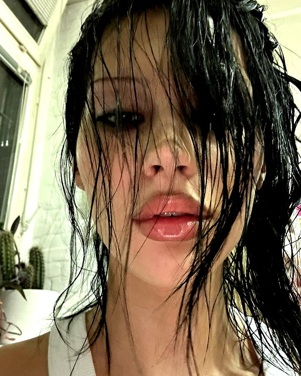 karolinaawasik instagram image archive image