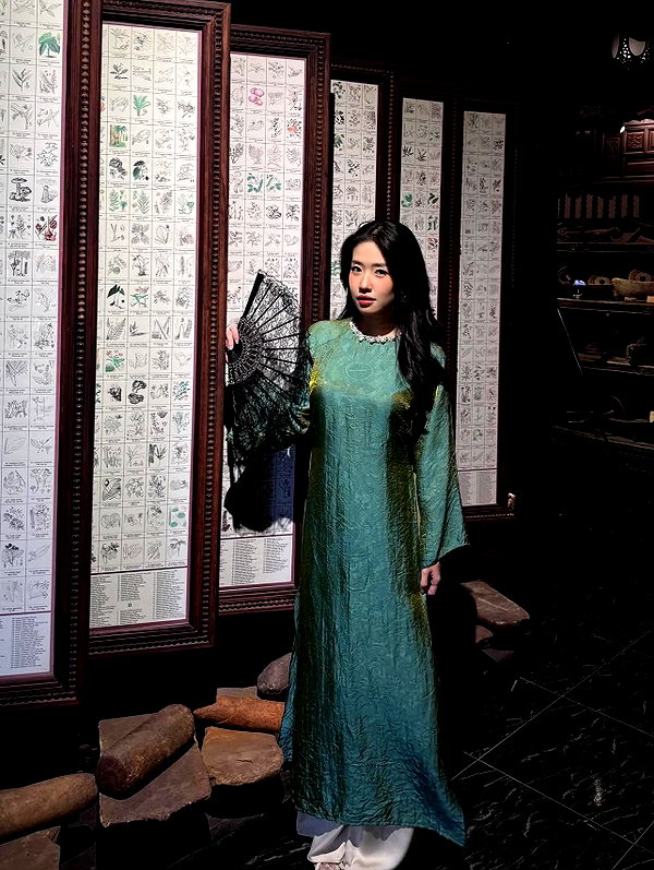 lyhythuedoxinh instagram image archive image