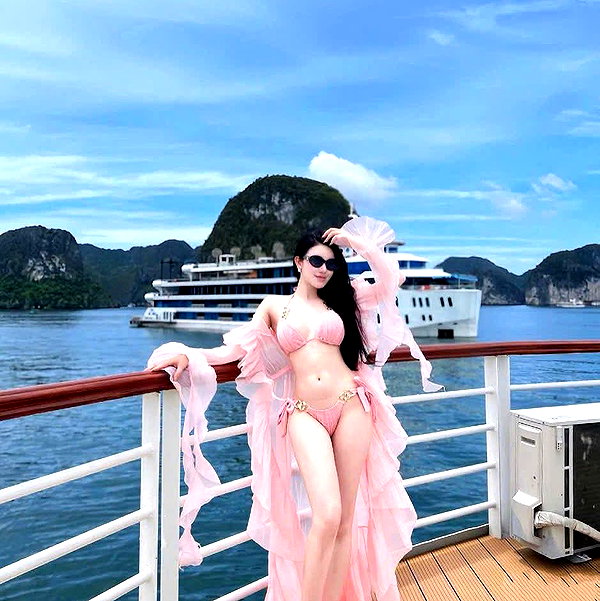 lyhythuedoxinh instagram image archive image