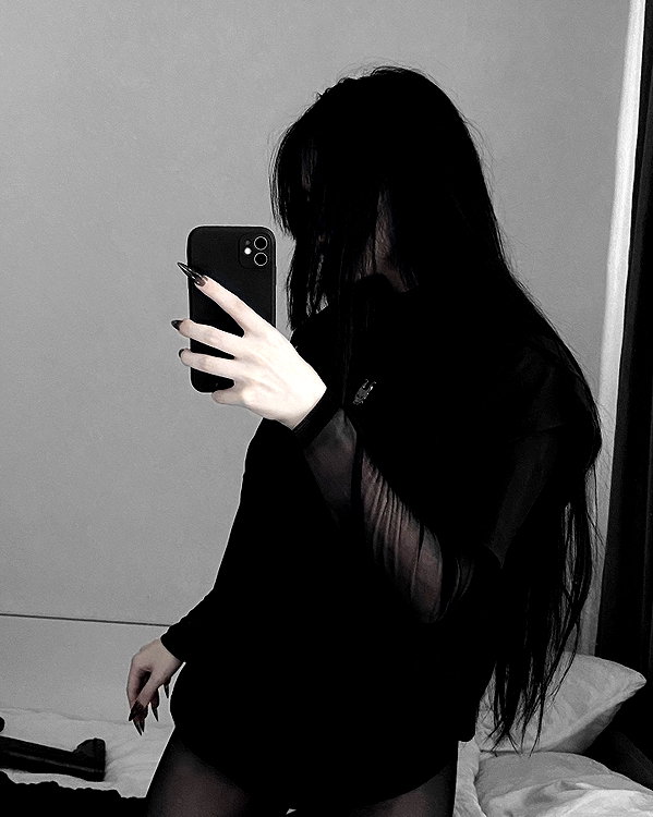 glowmoonshorty instagram image archive image