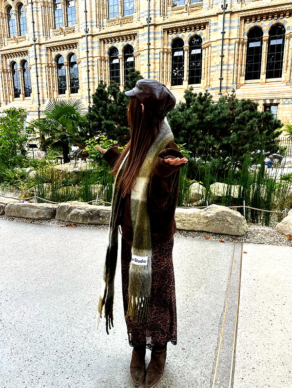 neiimaaa instagram image archive image