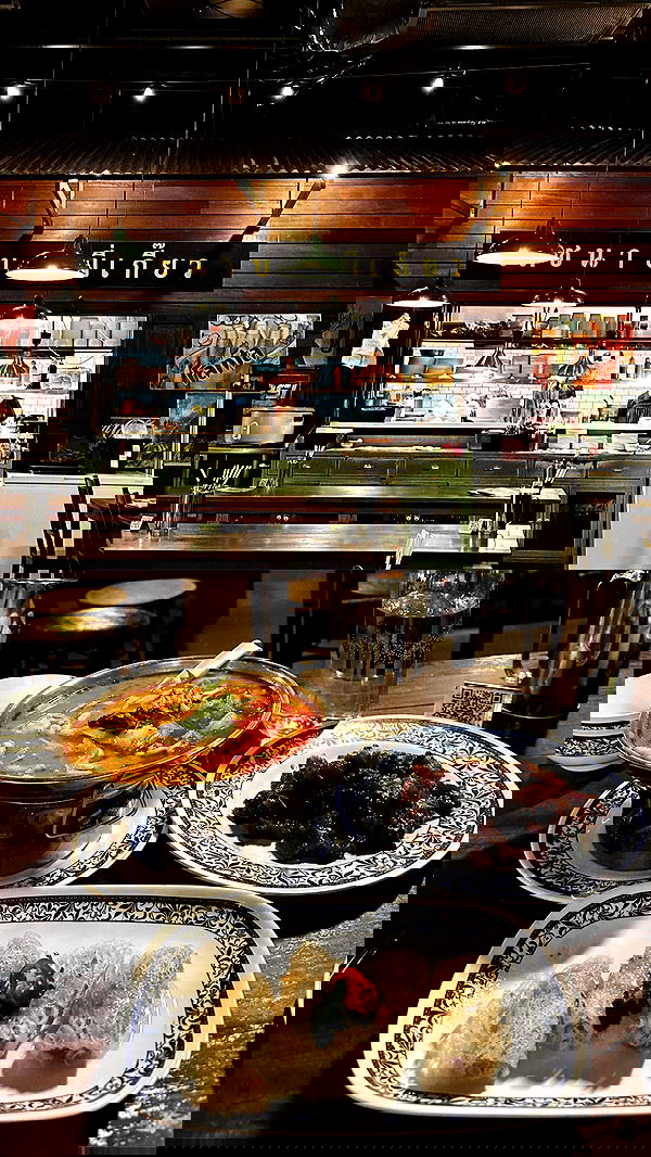 giangg._ giangg._ archive image