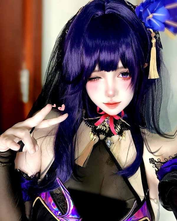 gallery_cosplayer instagram image archive image