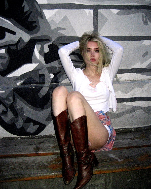 anya4everr instagram image archive image