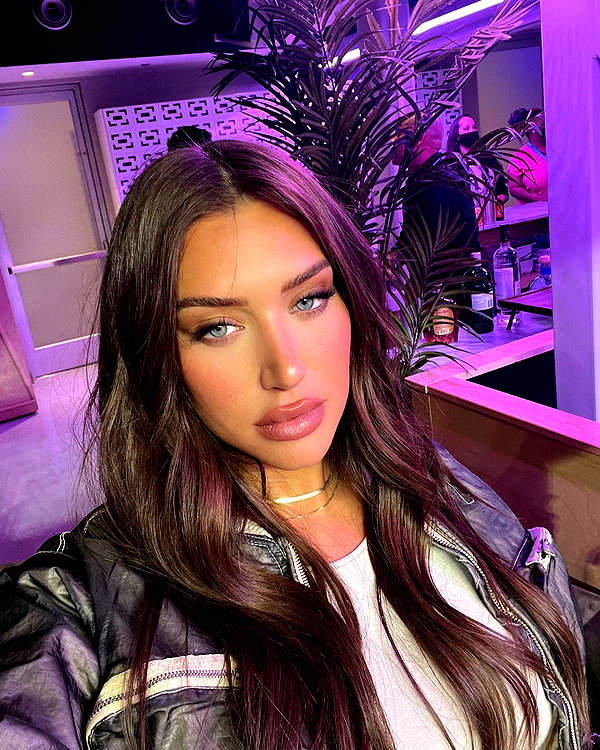 staskaranikolaou instagram image archive image