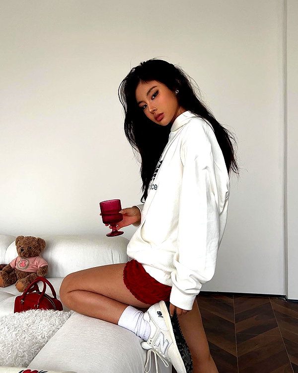 ll.lu1s instagram image archive image