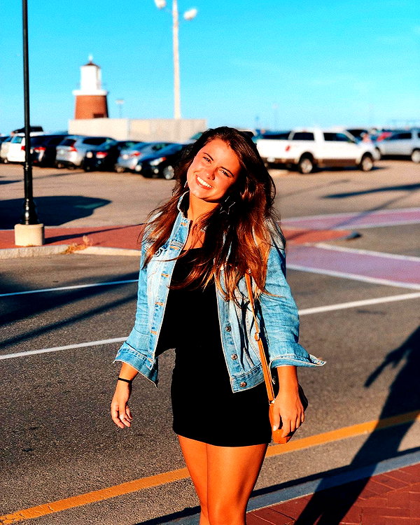 isabella.lauren instagram image archive image