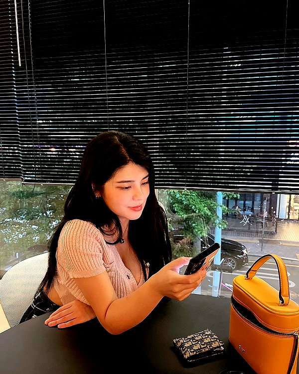 ro_bbin123 instagram image archive image
