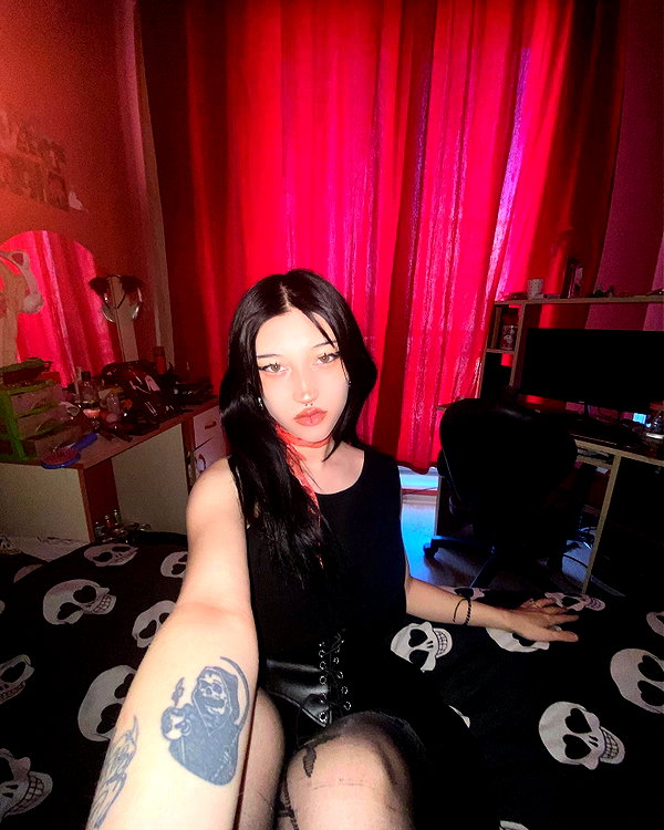 madamist_ instagram image archive image