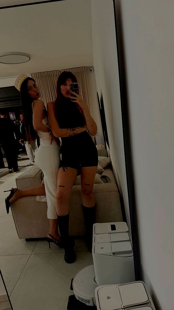 shir.davida6 instagram image archive image