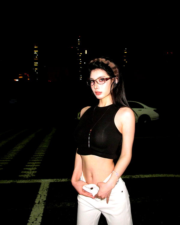 miisu000 instagram image archive image