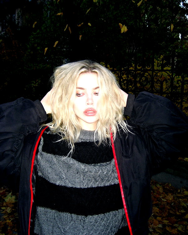 anya4everr instagram image archive image