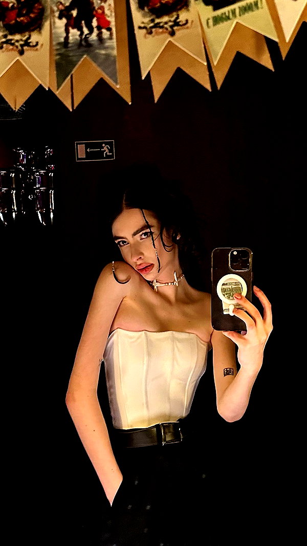 ptpchik instagram image archive image