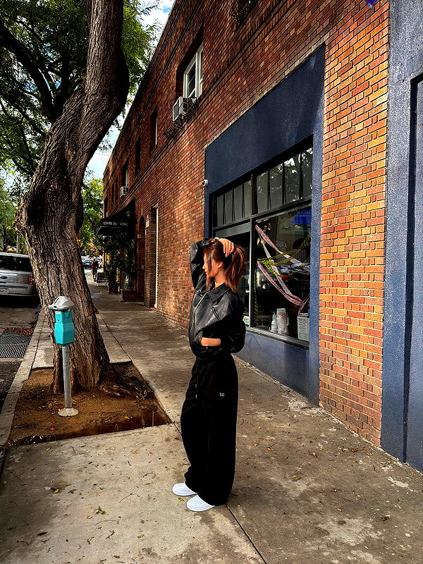 daxbin instagram image archive image