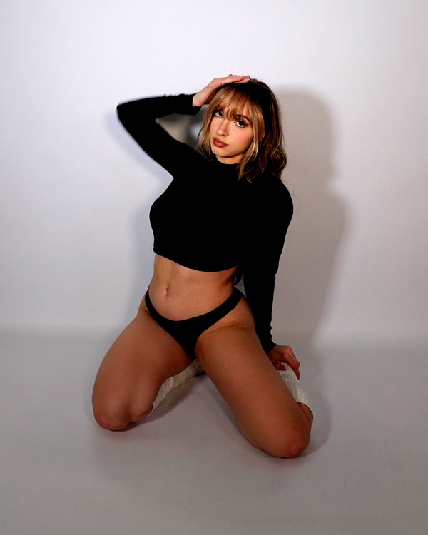 missbrisolo instagram image archive image