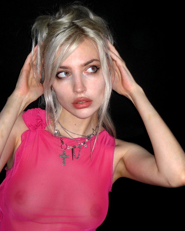 alien.hanna instagram image archive image