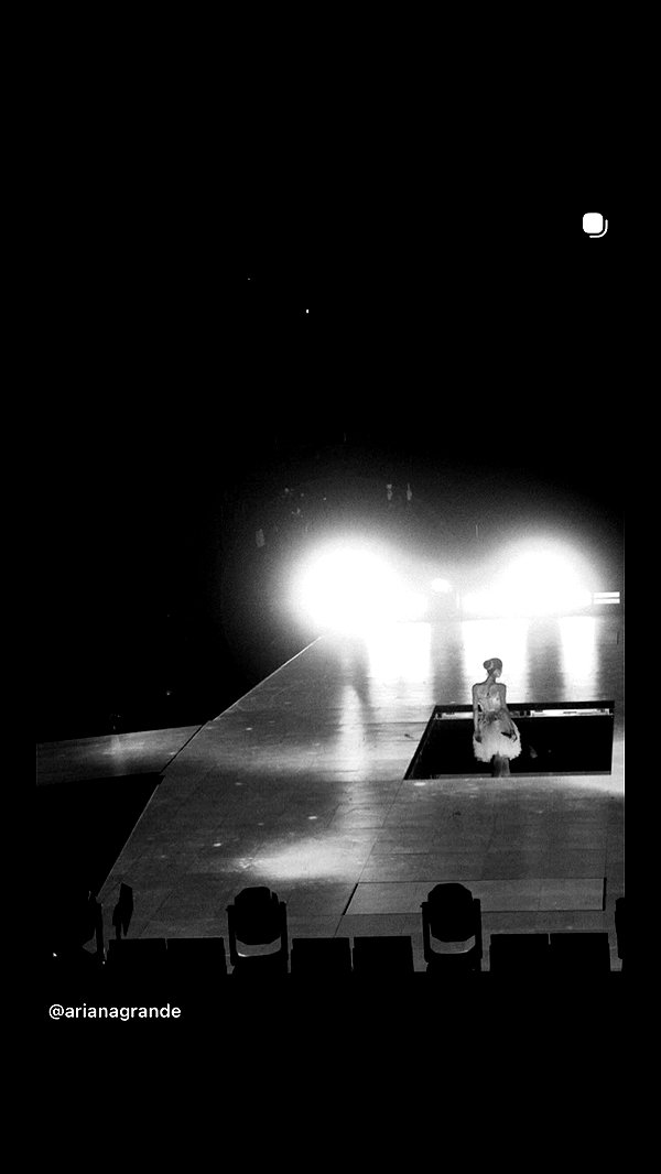 arianagrande instagram image archive image